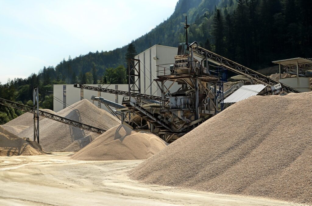 Quarry conveyor installation